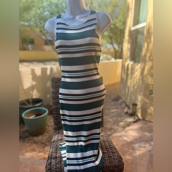 Charlotte Russe sweater dress - Picture 2 of 4